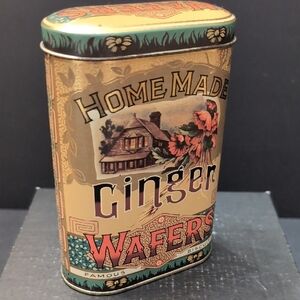 VGT,Daher Homemade Ginger Wafers Decorative Tin.